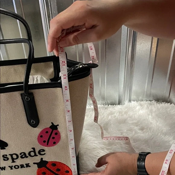 Kate Spade Black and Cream Tote Bag with wallet - Picture 2 of 8